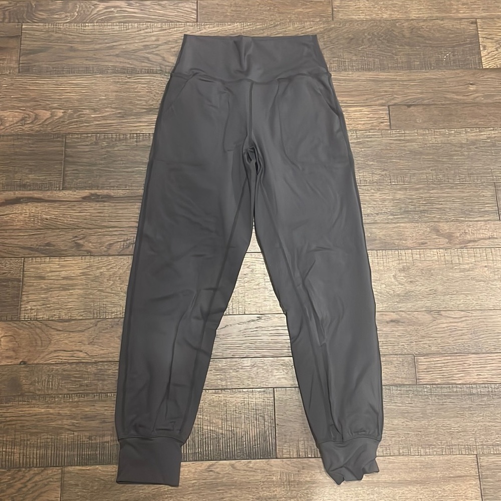 Amazon grey joggers size small